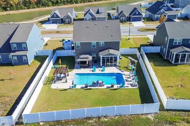 $680,000 | 210 Garland Street, Moyock, NC 27958