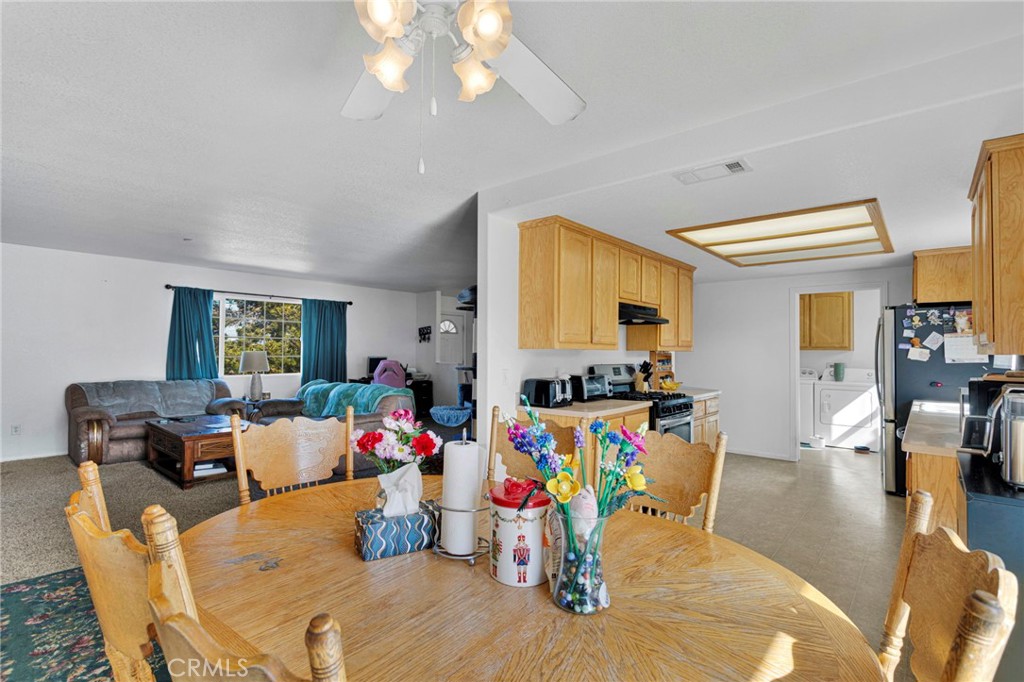 32361 Spinel Road Lucerne Valley, CA 92356 - Photo 11 of 45