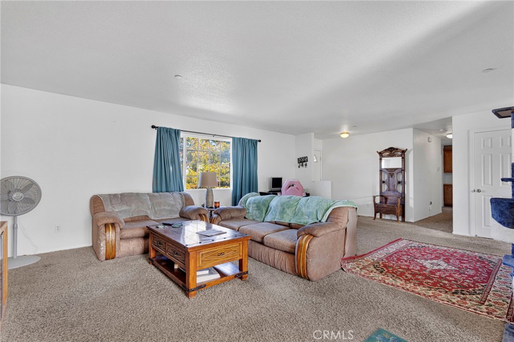 32361 Spinel Road Lucerne Valley, CA 92356 - Photo 5 of 45