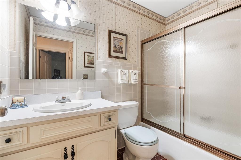 3207 Greenbriar Road Anderson, IN 46011 - Photo 17 of 20 Gallery Image 17