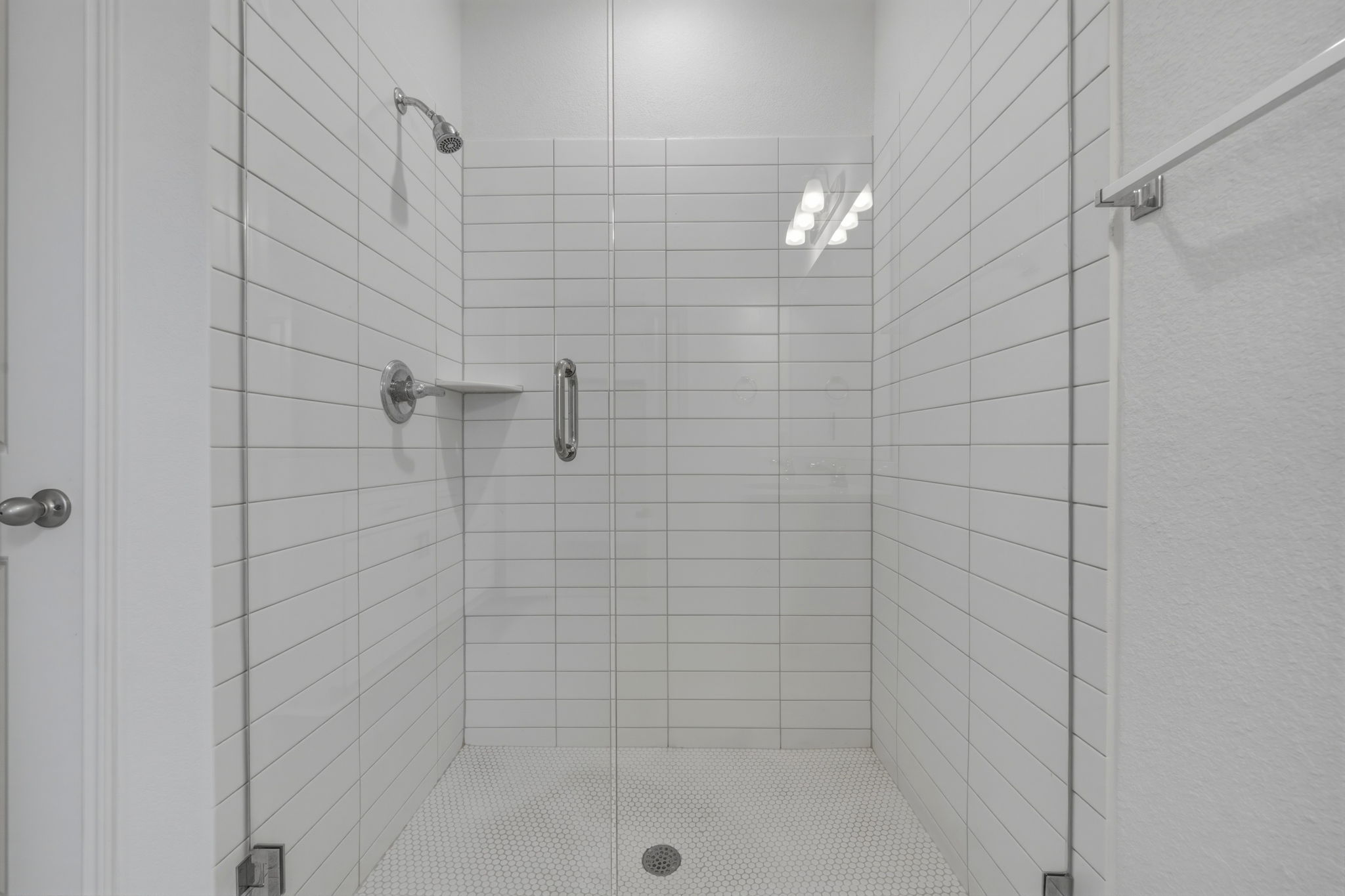 223 Rieber Road Kyle, TX 78640 - Photo 21 of 39 a bathroom with a shower