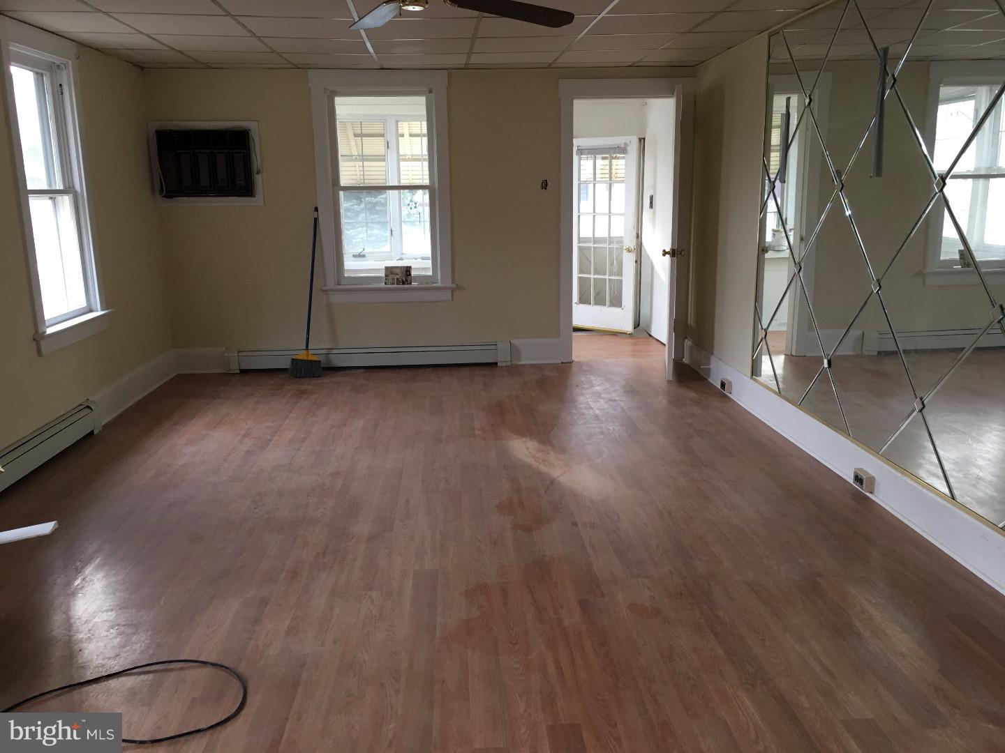 86 Reed Avenue Hamilton, NJ 08610 - Photo 25 of 32 Gallery Image 25