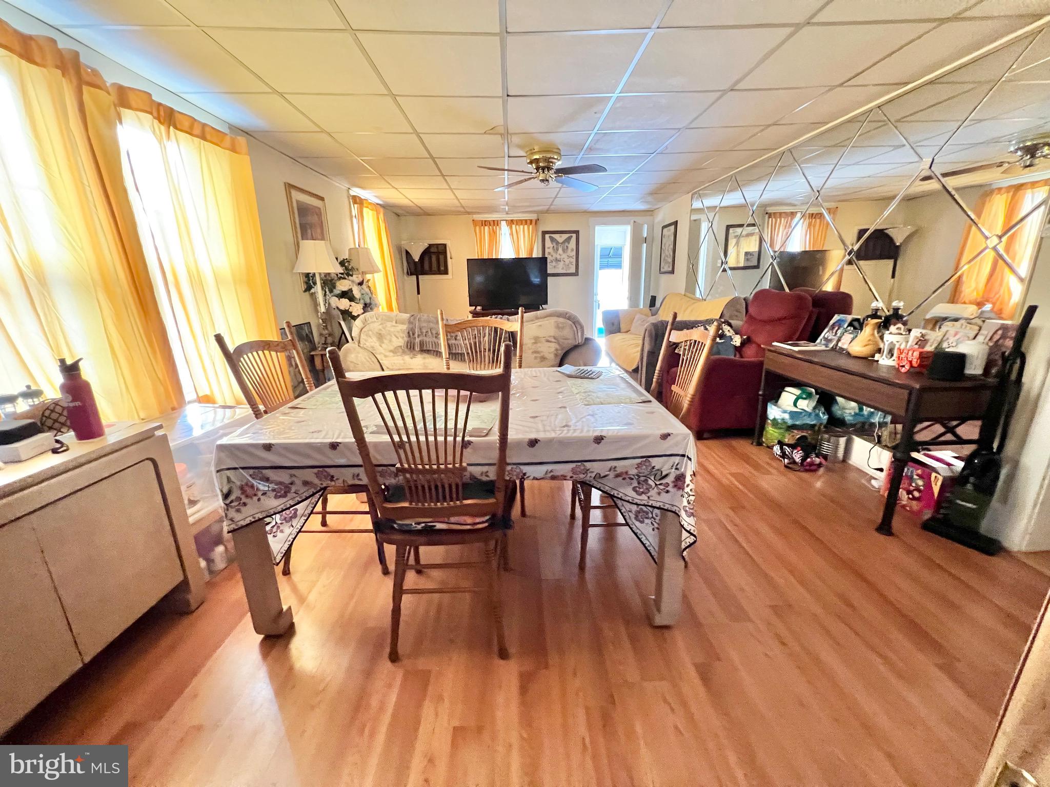 86 Reed Avenue Hamilton, NJ 08610 - Photo 8 of 32 Gallery Image 8