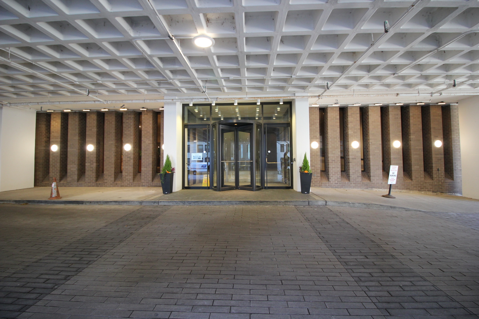6033 North Sheridan Road, Unit 45L Chicago, IL 60660 - Photo 1 of 15 a view of a building with door