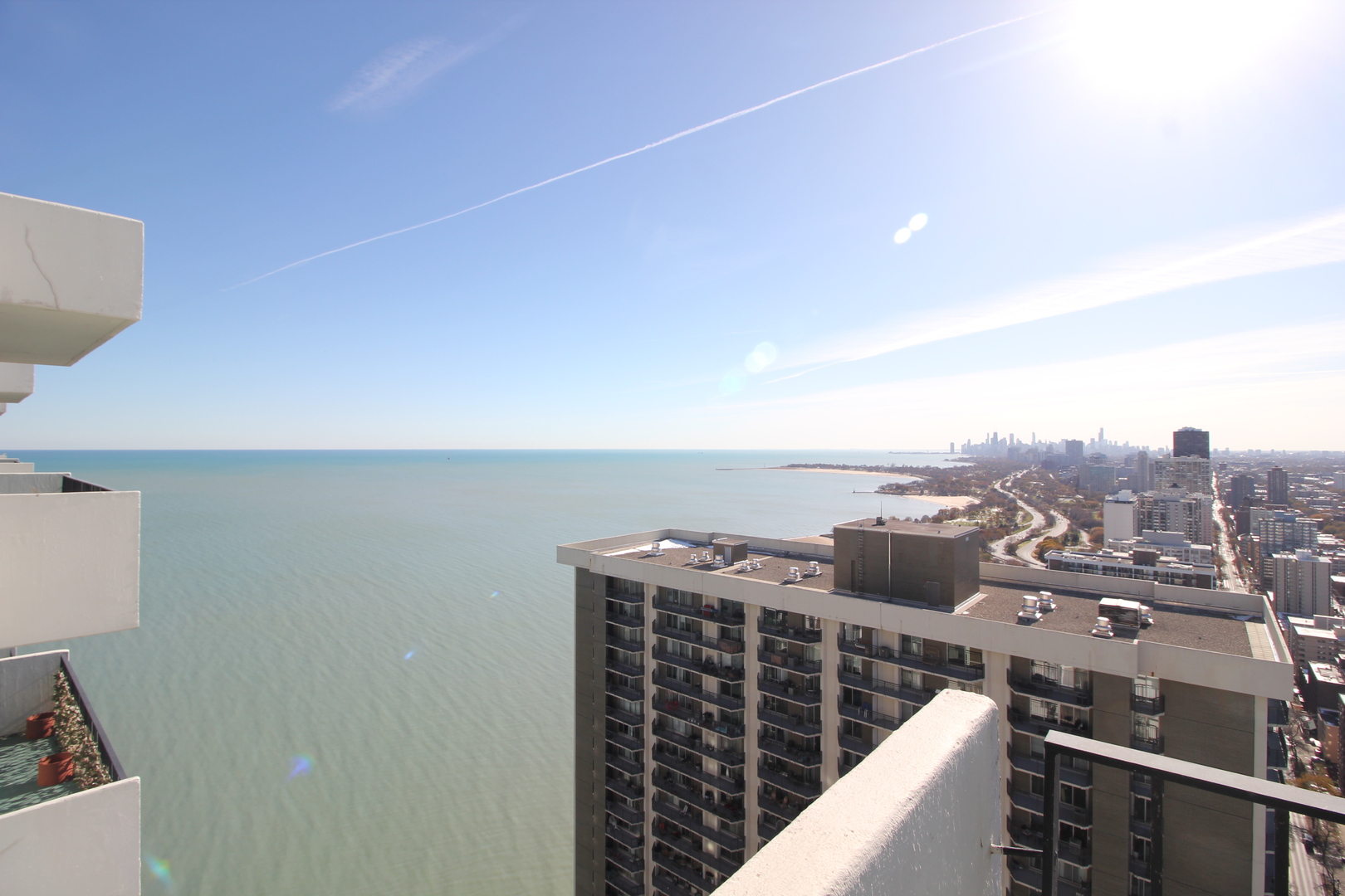 6033 North Sheridan Road, Unit 45L Chicago, IL 60660 - Photo 4 of 15 a view of a city
