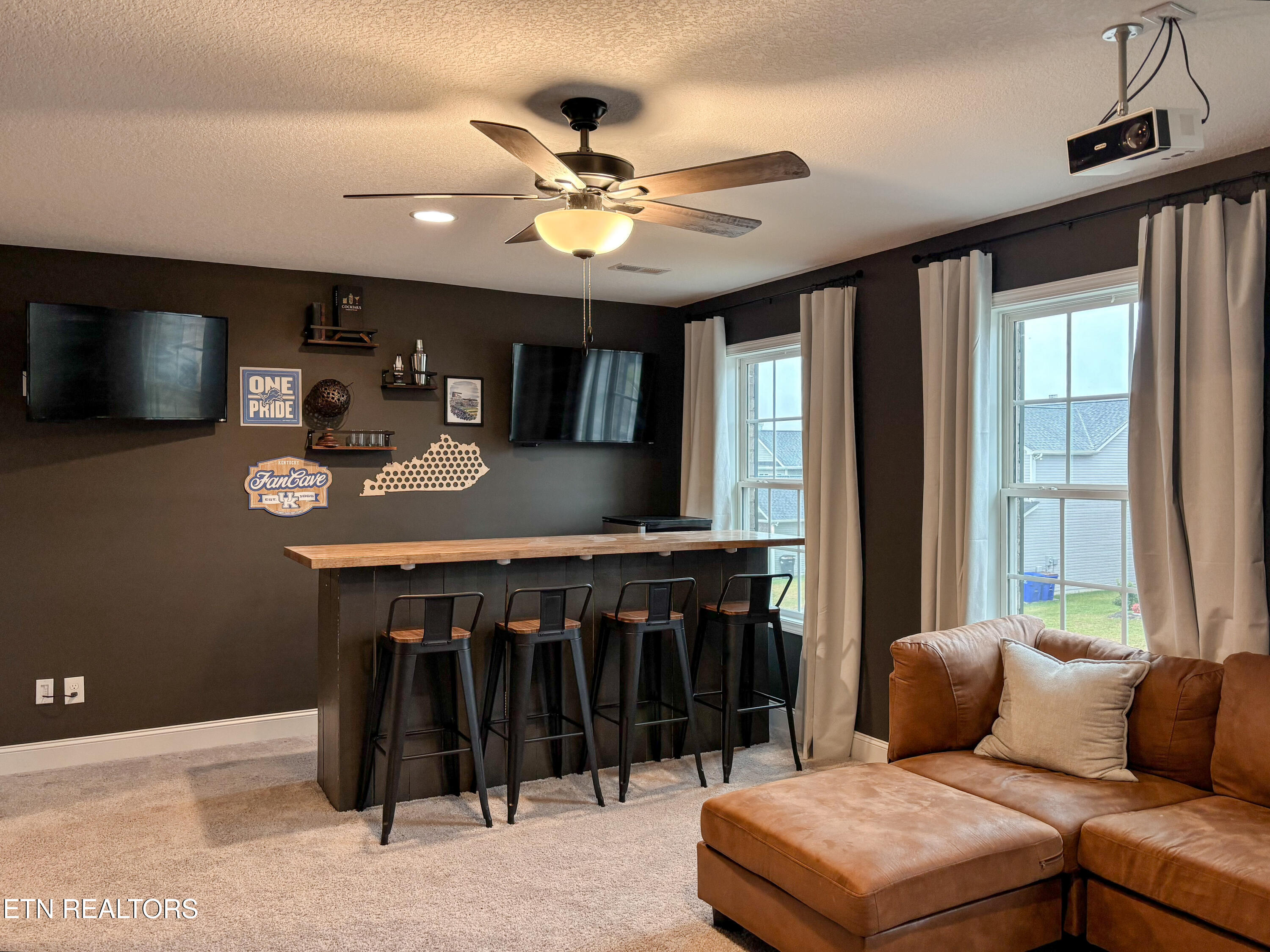 8146 Zenith Lane Powell, TN 37849 - Photo 23 of 36 23_Bonus Room 2