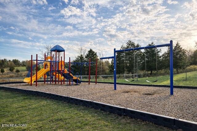 8146 Zenith Lane Powell, TN 37849 - Photo 36 of 36 36_Playground
