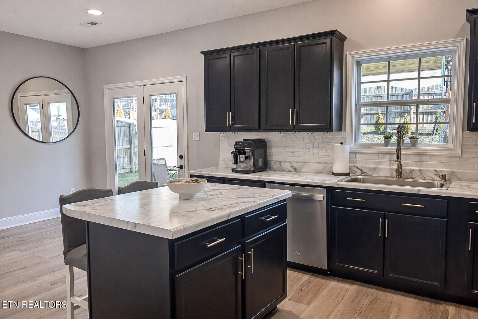 8146 Zenith Lane Powell, TN 37849 - Photo 10 of 36 10_Kitchen 2