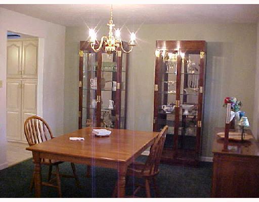829 Clearview Road Aliquippa, PA 15001 - Photo 4 of 8 Dining Room.