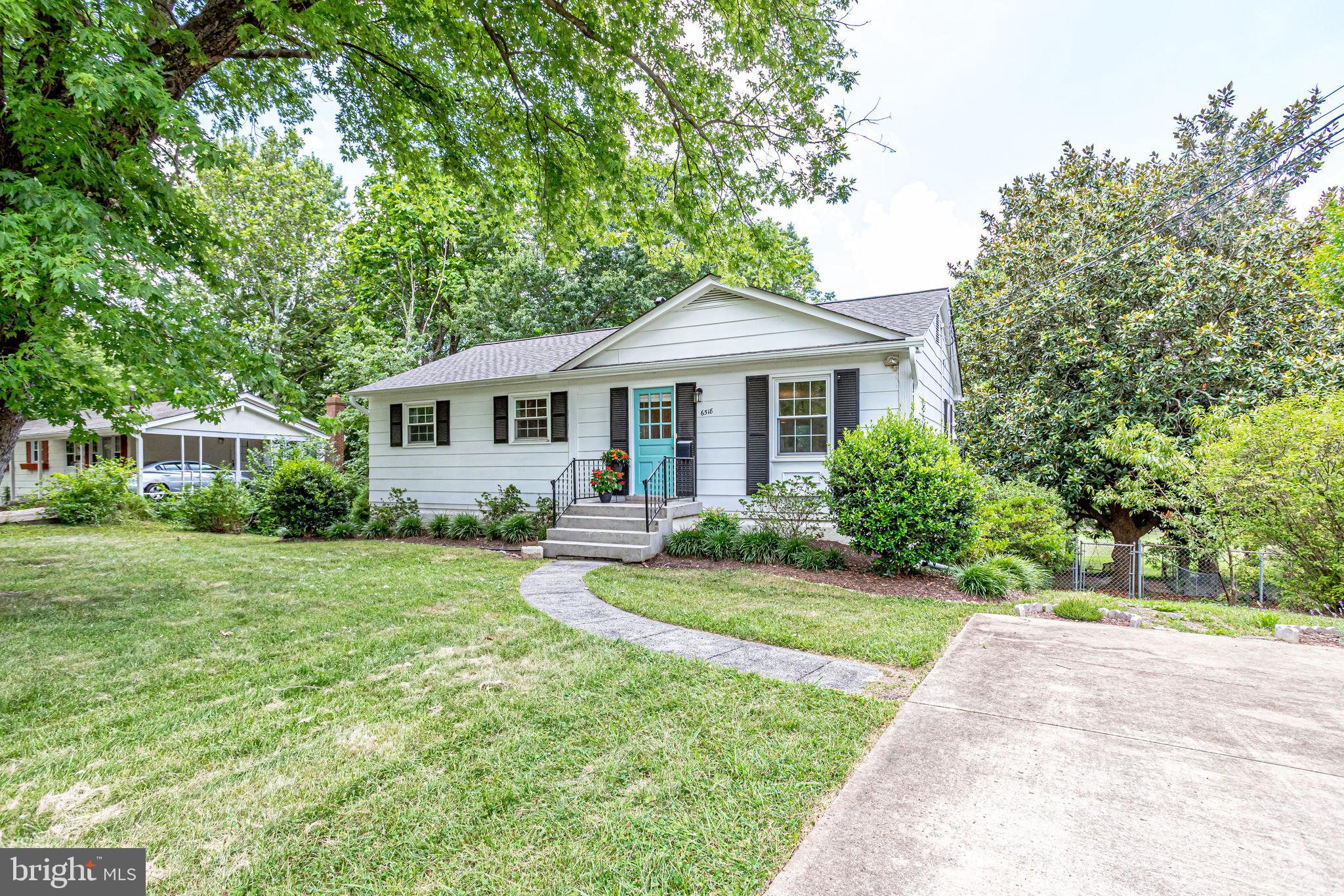 6518 Haystack Road Alexandria, VA 22310 - Photo 2 of 39 Large driveway for parking