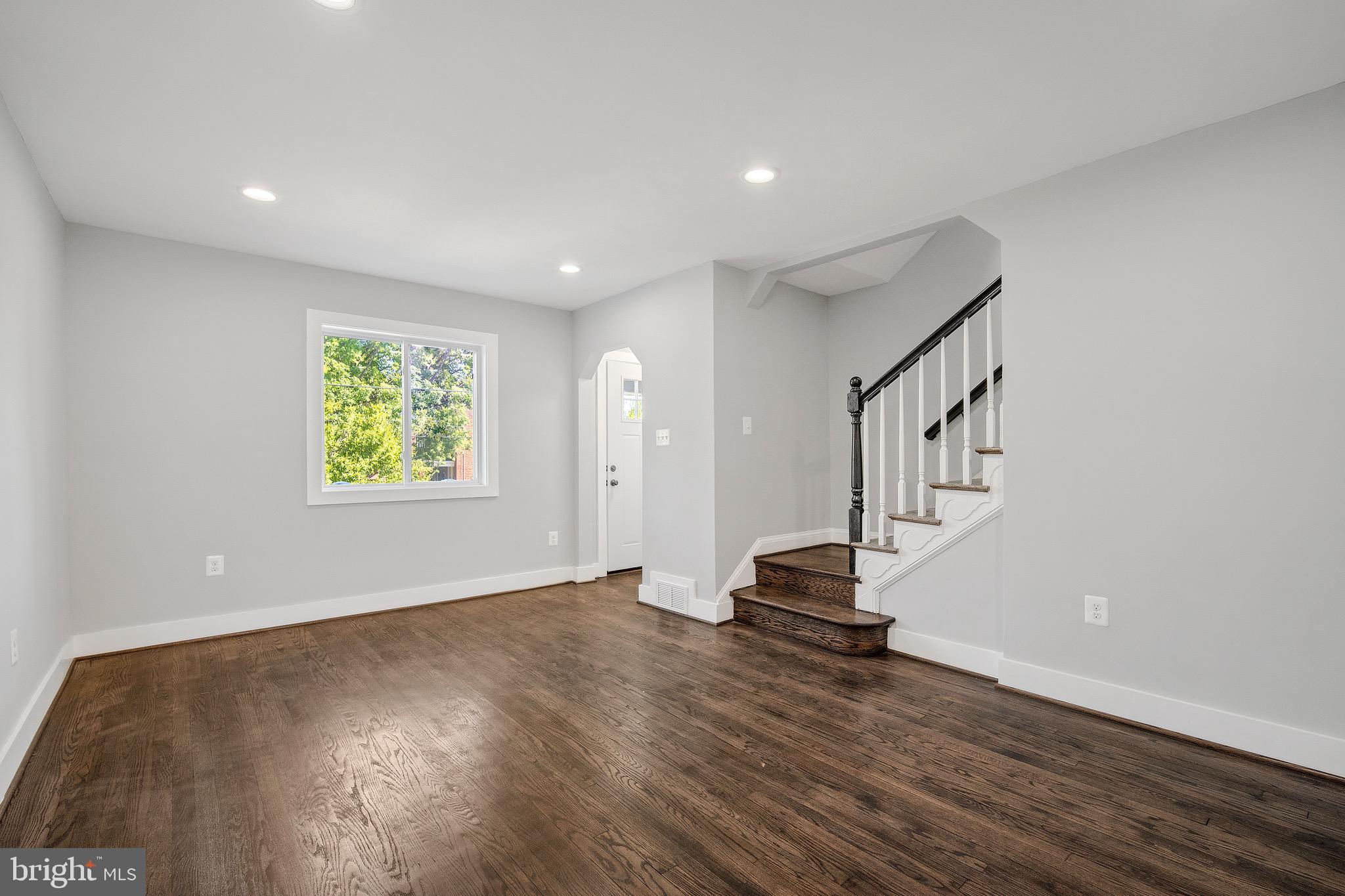 3925 R Street Southeast Washington, DC 20020 - Photo 6 of 24 Gallery Image 6