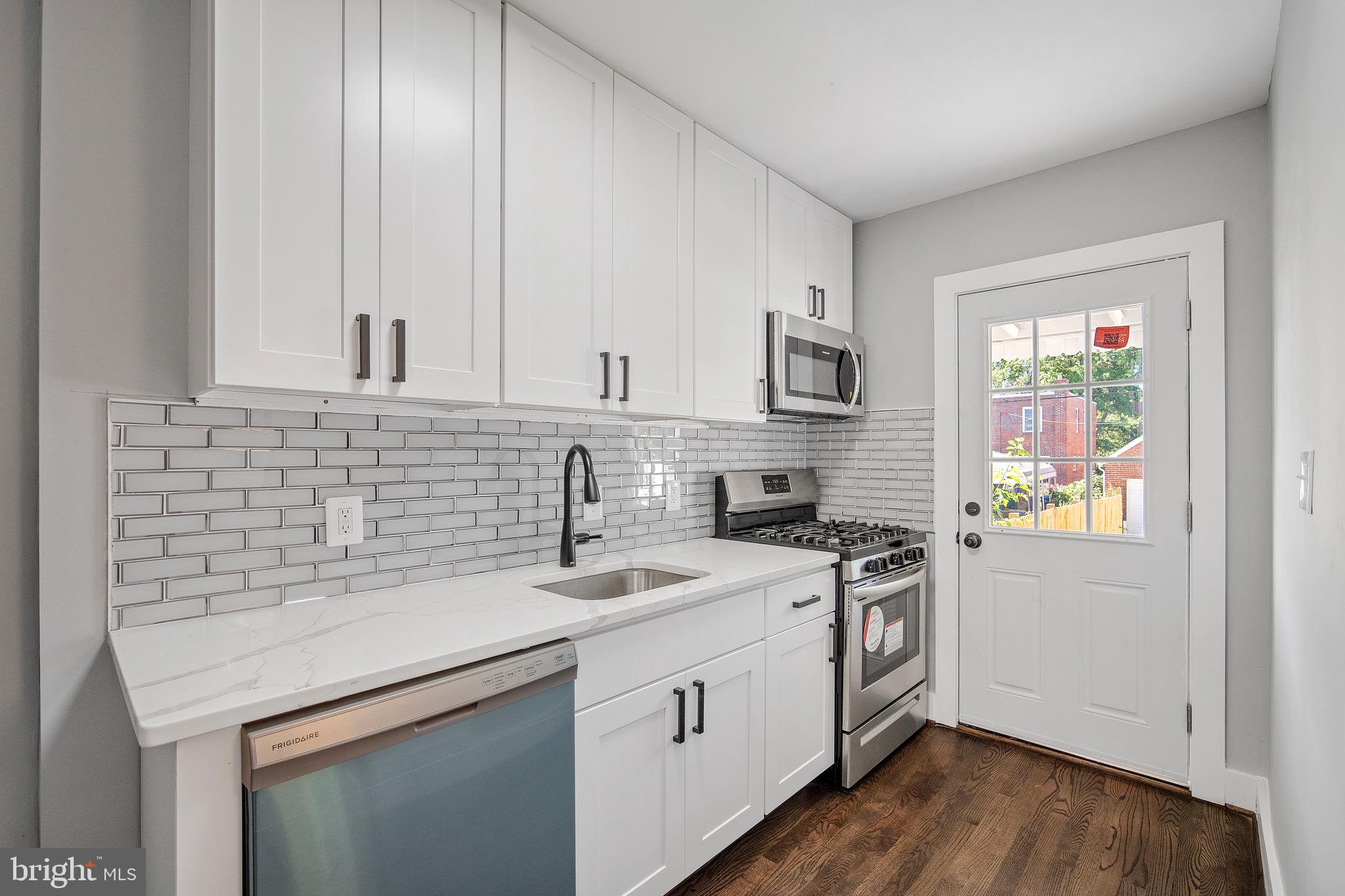 3925 R Street Southeast Washington, DC 20020 - Photo 9 of 24 Gallery Image 9
