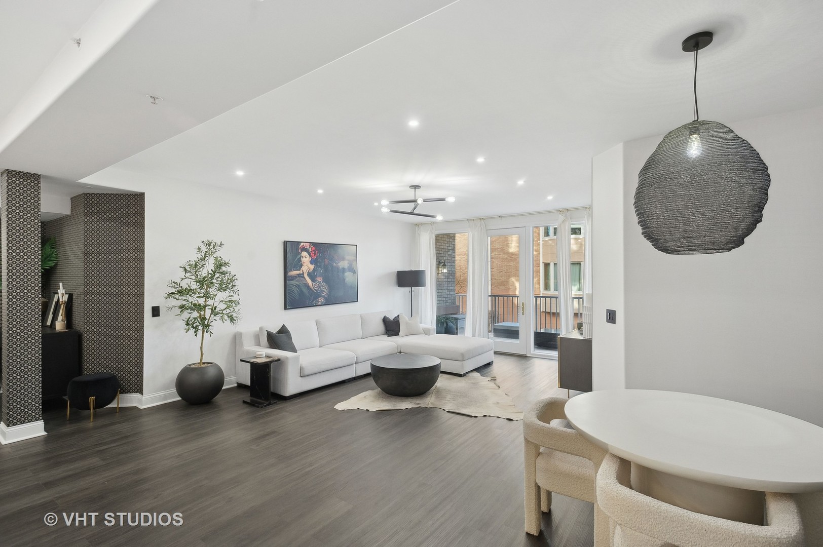 1715 Pavilion Way, Unit 207 Park Ridge, IL 60068 - Photo 6 of 26