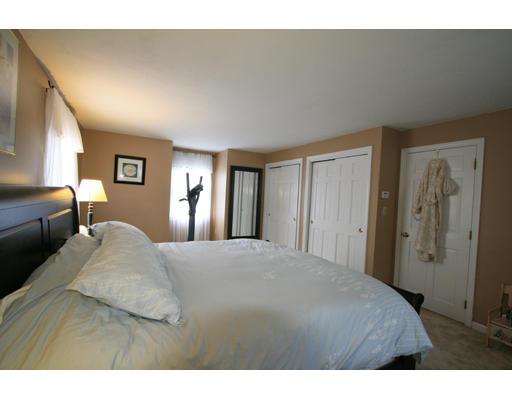 2 Sunken Meadow Road Franklin, MA 02038 - Photo 15 of 26 Gallery Image 15
