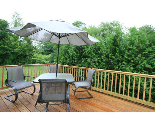 2 Sunken Meadow Road Franklin, MA 02038 - Photo 6 of 26 Gallery Image 6