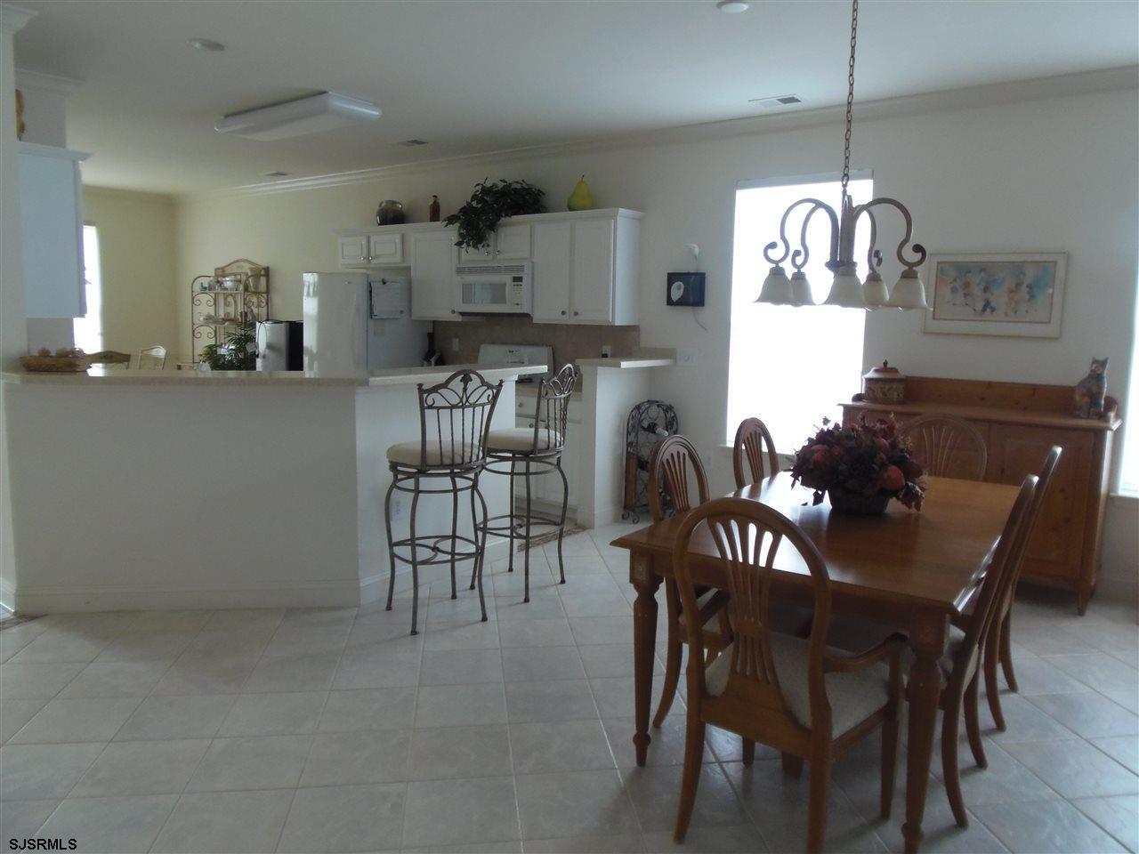 127 Warwick Road Galloway Township, NJ 08205 - Photo 9 of 25 Gallery Image 9
