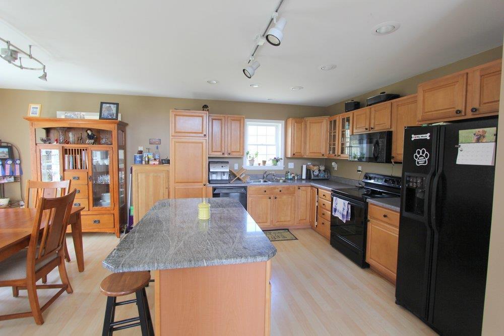 25 Lovejoy Road Carmel, ME 04419 - Photo 9 of 35 Photo
