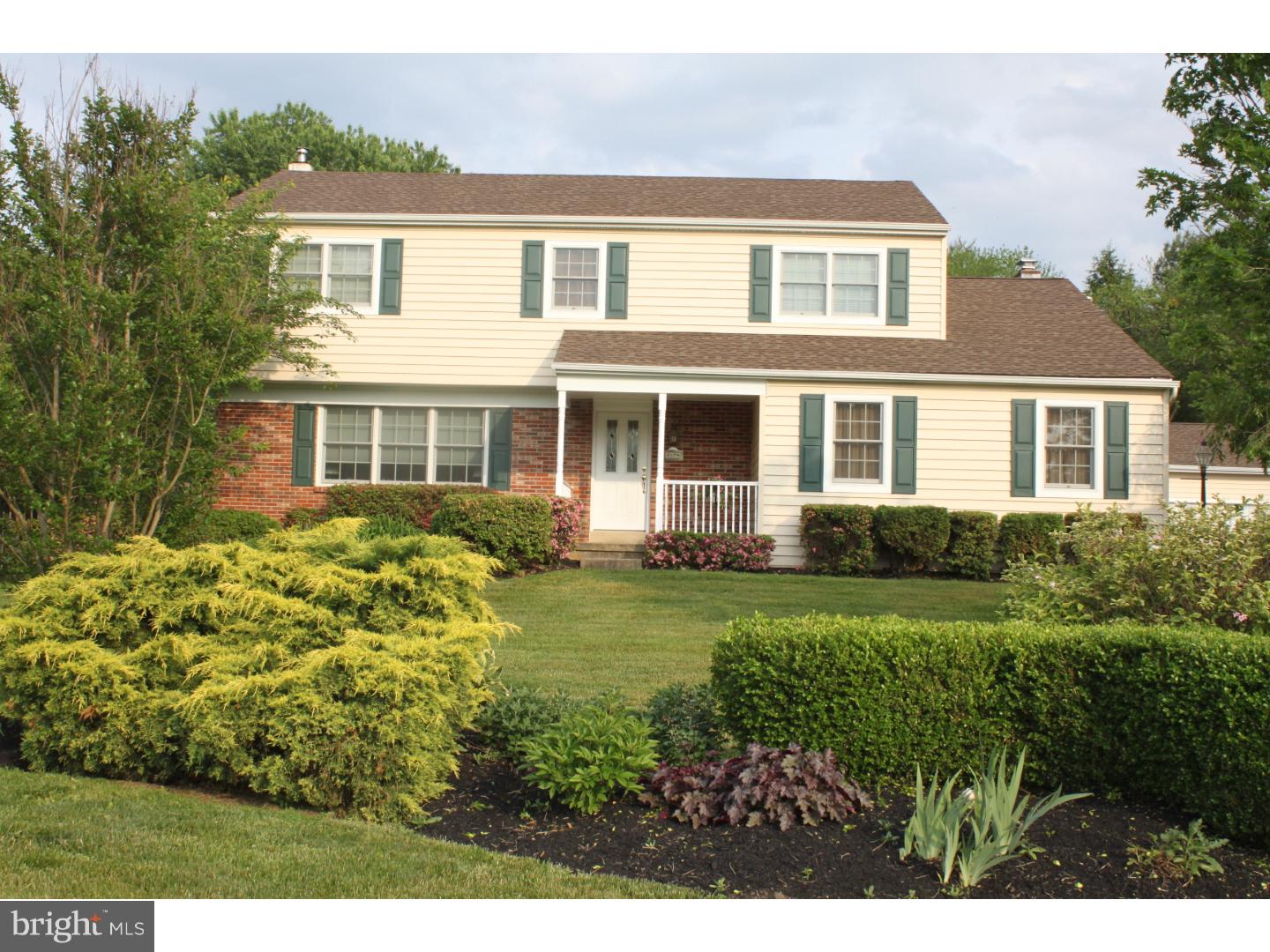 57 Harvest Road Ivyland, PA 18974 - Photo 1 of 25