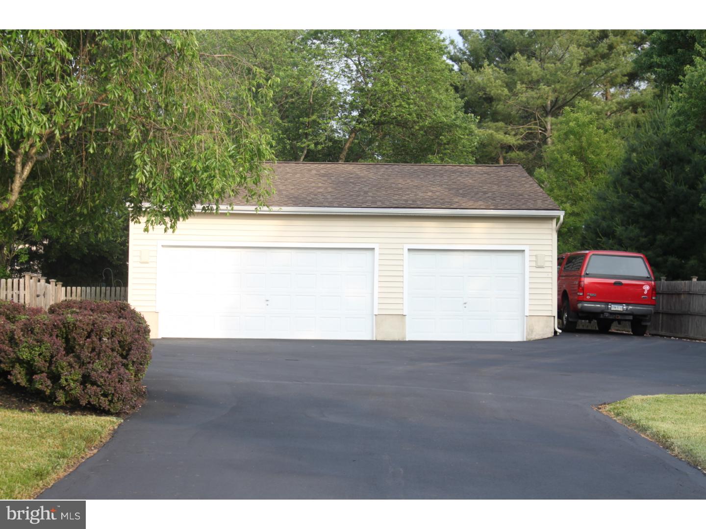 57 Harvest Road Ivyland, PA 18974 - Photo 3 of 25