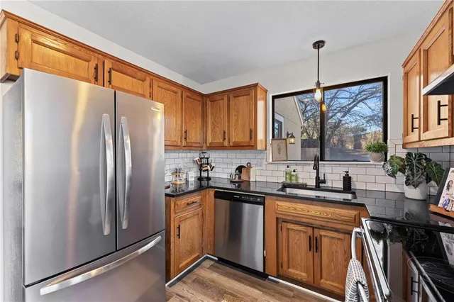 $299,000 | 12316 West 107th Terrace, Overland Park, KS 66210