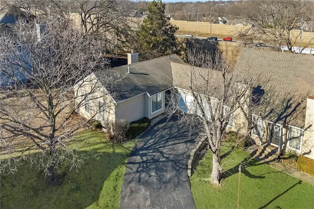 $299,000 | 12316 West 107th Terrace, Overland Park, KS 66210