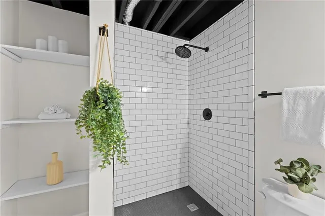 $299,000 | 12316 West 107th Terrace, Overland Park, KS 66210