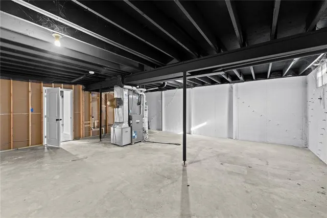 $299,000 | 12316 West 107th Terrace, Overland Park, KS 66210