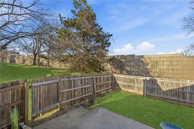 $299,000 | 12316 West 107th Terrace, Overland Park, KS 66210