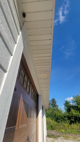 $300,000 | S94 W14528 Ryan Drive, Muskego, WI 53150