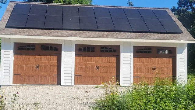 $300,000 | S94 W14528 Ryan Drive, Muskego, WI 53150