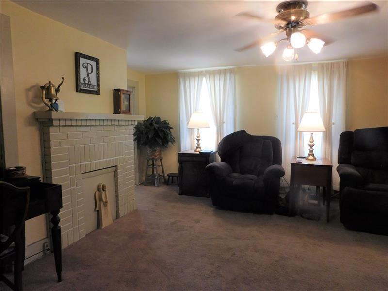 1051 Universal Road Pittsburgh, PA 15235 - Photo 4 of 11 Gallery Image 4