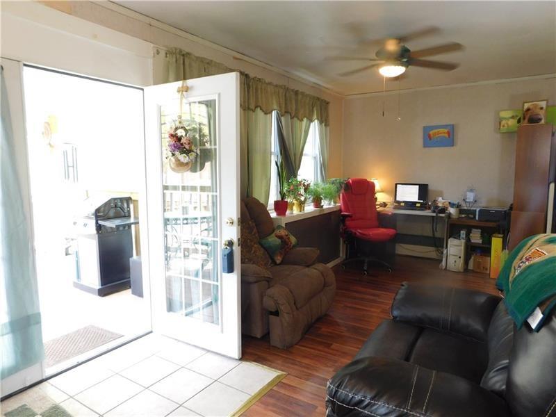 1051 Universal Road Pittsburgh, PA 15235 - Photo 8 of 11 Gallery Image 8