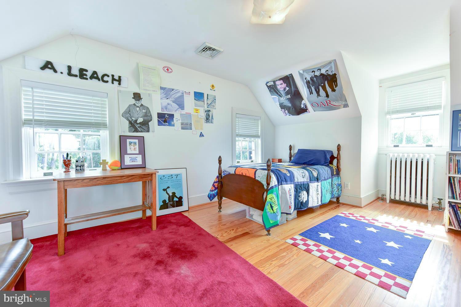3601 North Glebe Road Arlington, VA 22207 - Photo 22 of 30 a bedroom with furniture and a wooden floor