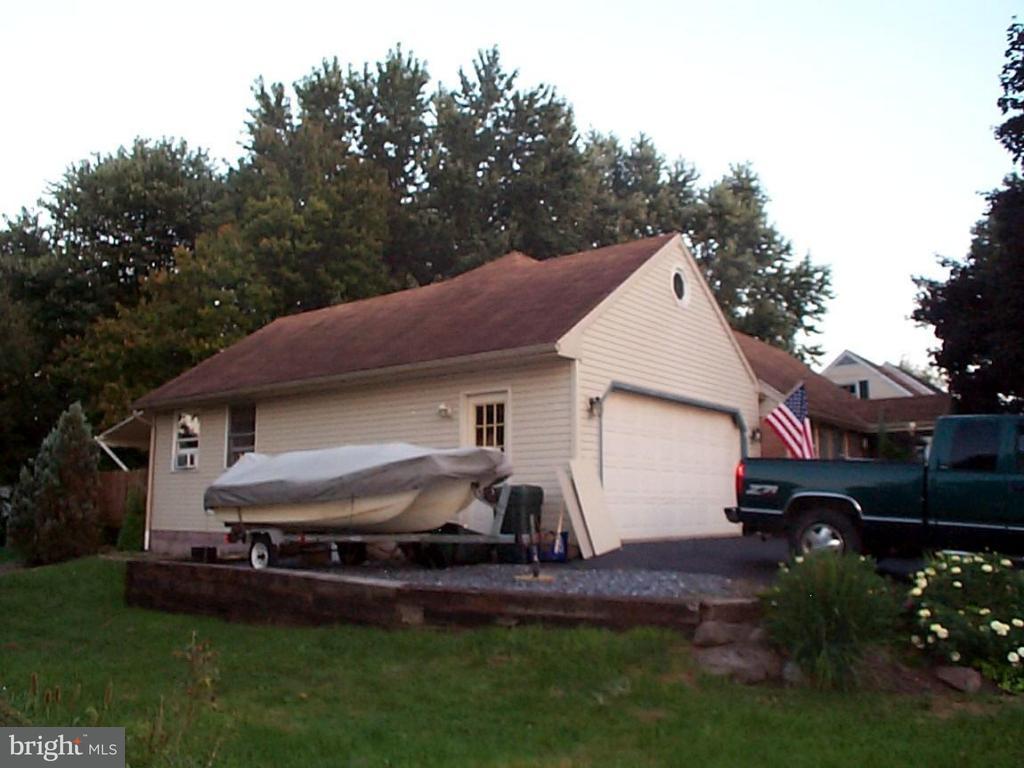 2198 Kramer Mill Road Stevens, PA 17578 - Photo 11 of 23 Gallery Image 11