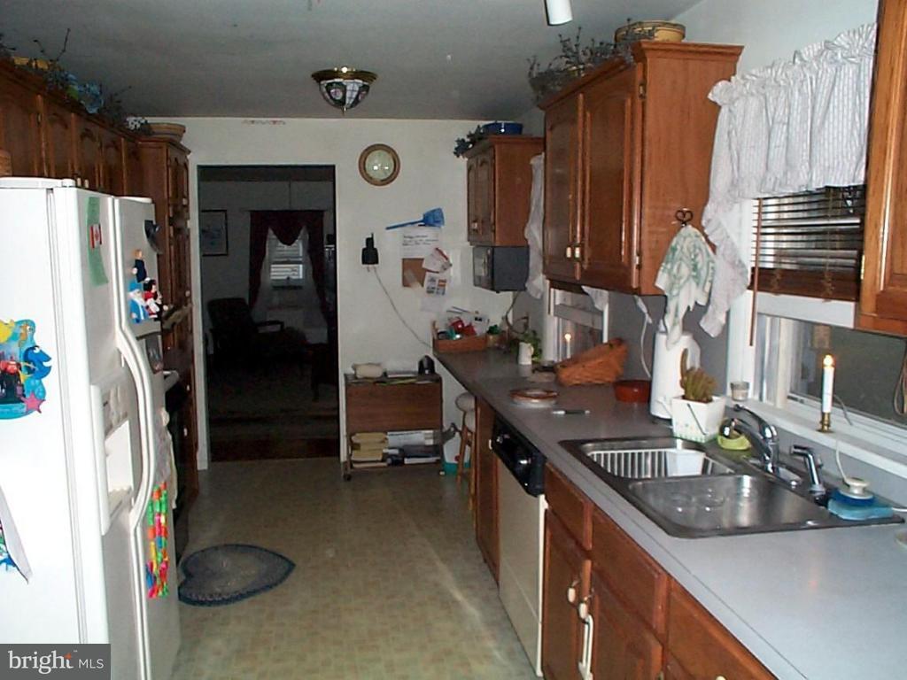 2198 Kramer Mill Road Stevens, PA 17578 - Photo 6 of 23 Gallery Image 6