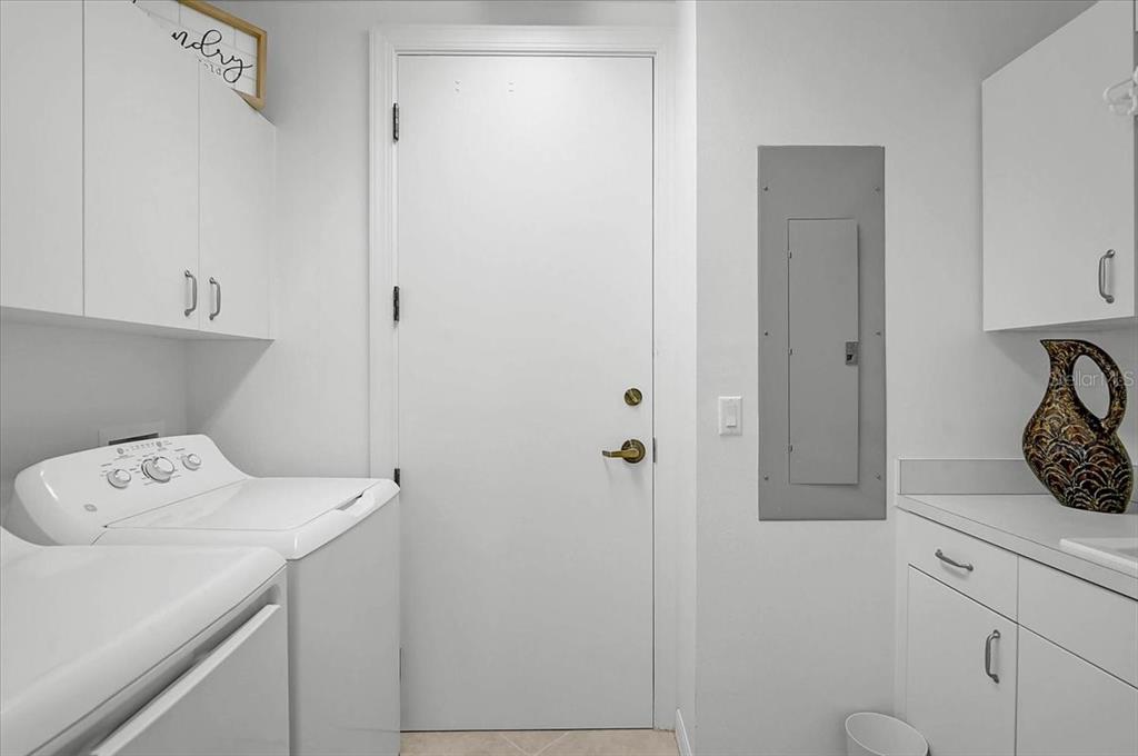 401 North Point Road, Unit 1001 Osprey, FL 34229 - Photo 30 of 60 Gallery Image 30