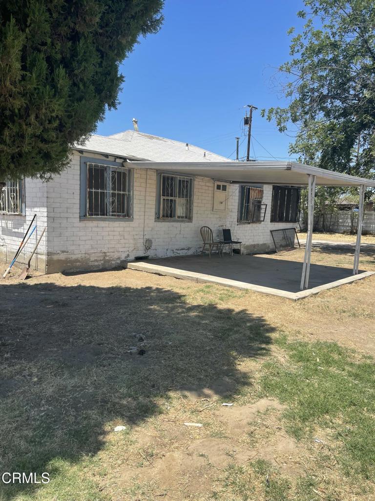 628 East 3rd Street Bakersfield, CA 93307 - Photo 8 of 35 Bakersfield