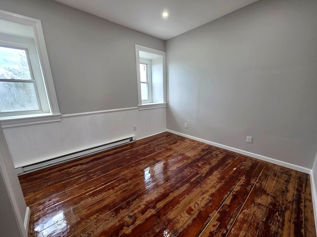 5 Beacon Street, Unit 7 Clinton, MA 01510 - Photo 10 of 14