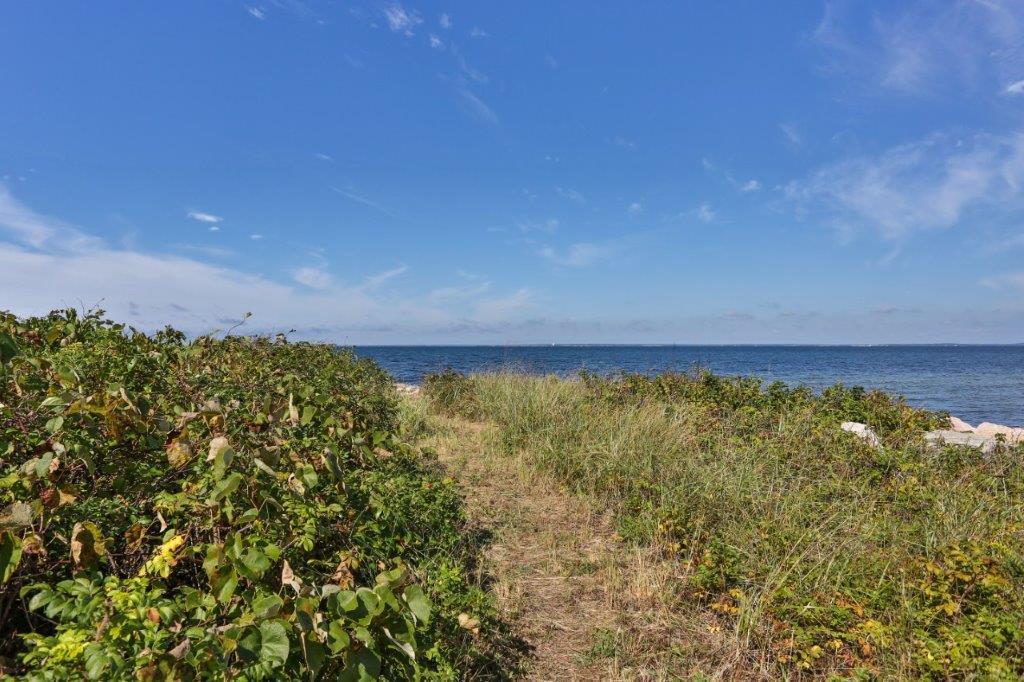 114 Quaker Road Falmouth, MA 02540 - Photo 27 of 35 a view of an ocean