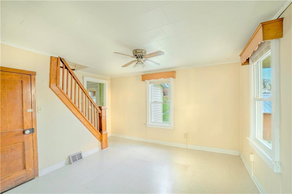 607 Devlin Street Gallitzin, PA 16641 - Photo 3 of 16