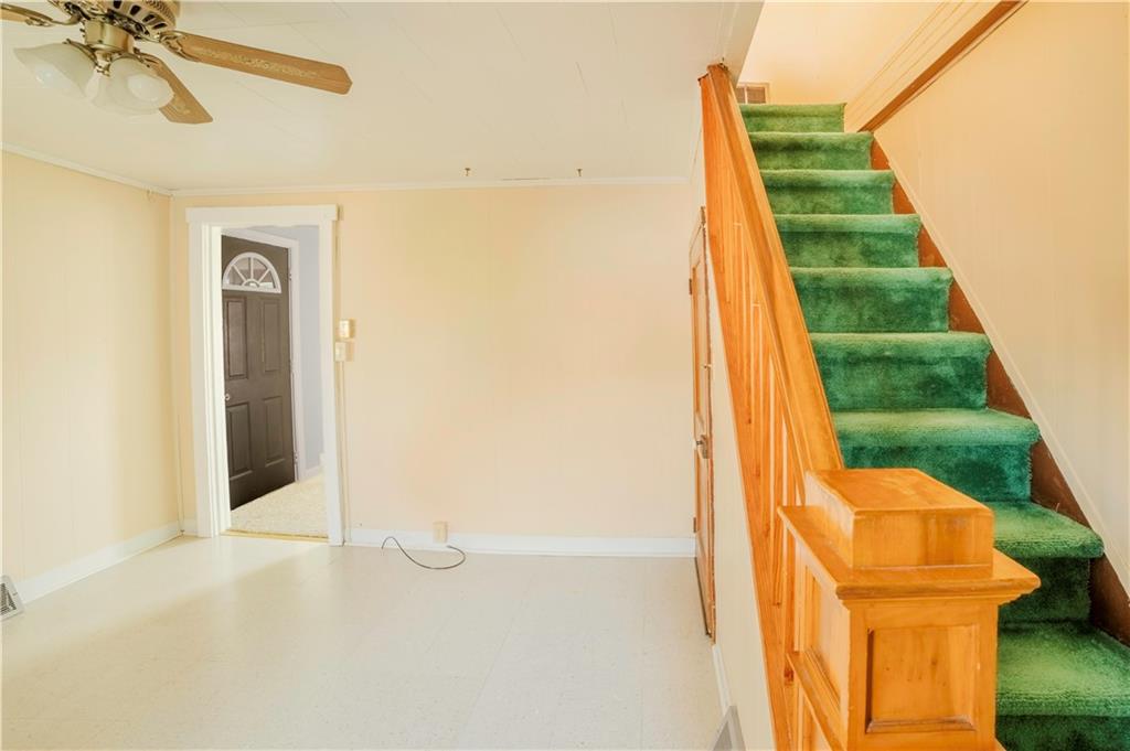 607 Devlin Street Gallitzin, PA 16641 - Photo 4 of 16