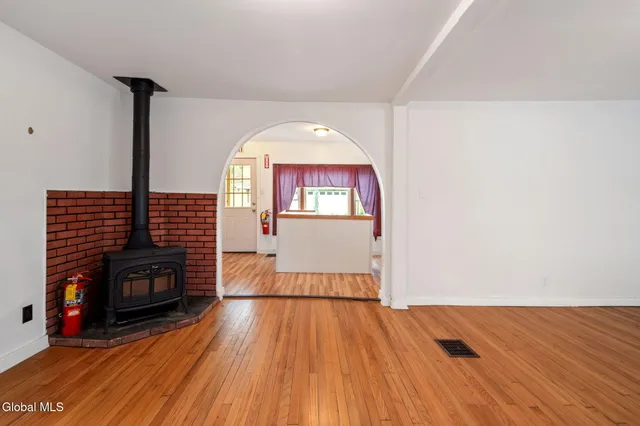 $159,500 | 1289 Highway 990V, Conesville, NY 12076