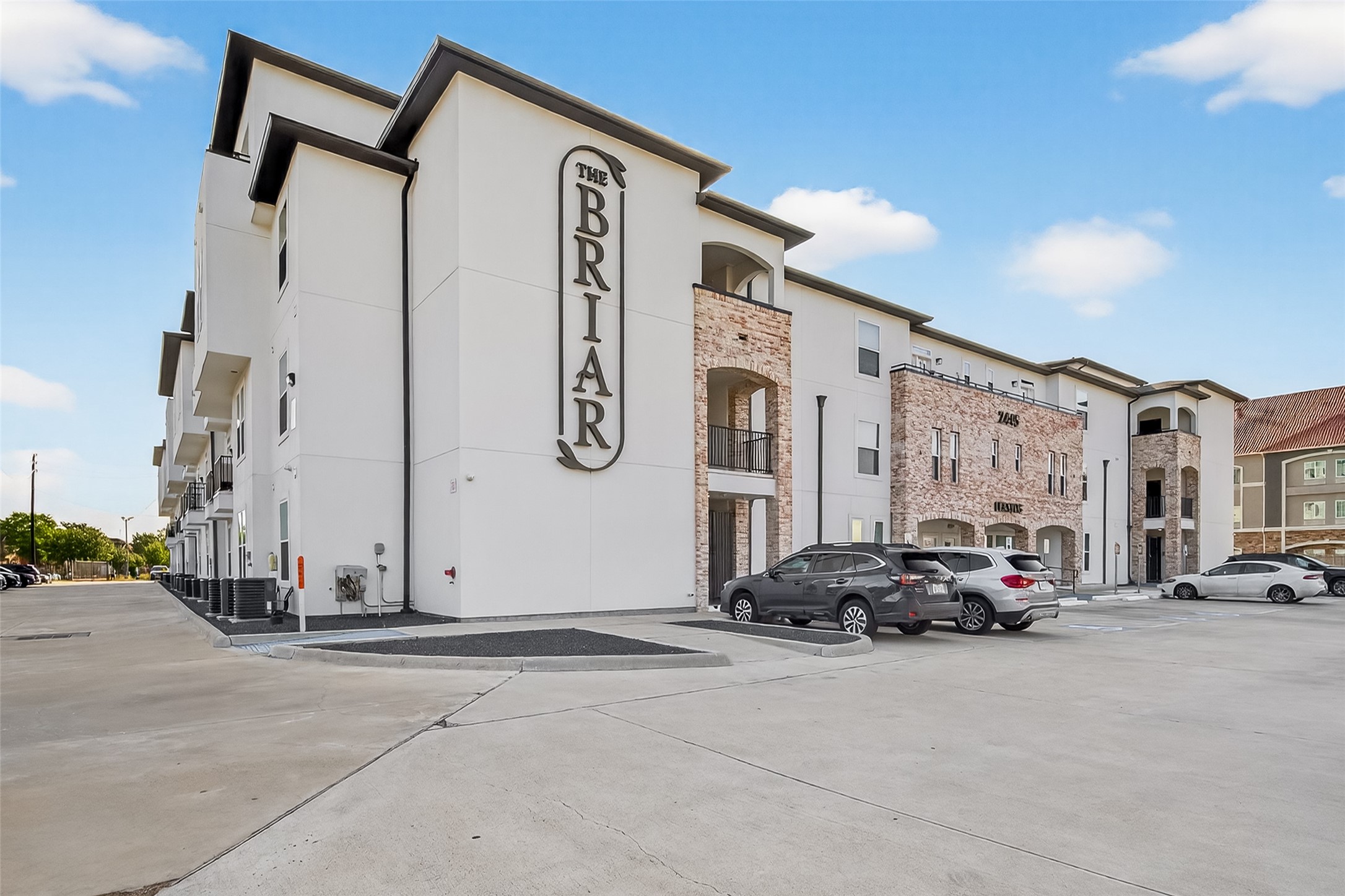 2445 Shadow View Lane, Unit 126 Houston, TX 77077 - Photo 1 of 15 Gallery Image 1