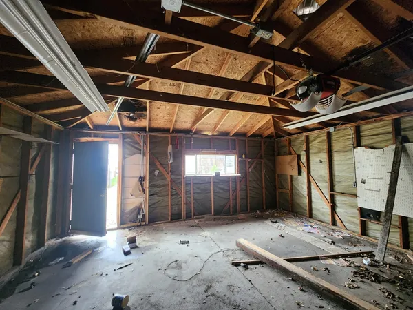 $160,000 | 5733 South Wolcott Avenue, Chicago, IL 60636