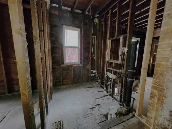 $160,000 | 5733 South Wolcott Avenue, Chicago, IL 60636