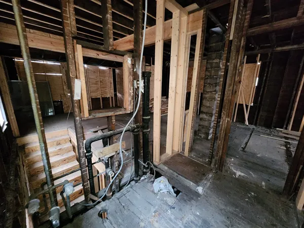$160,000 | 5733 South Wolcott Avenue, Chicago, IL 60636
