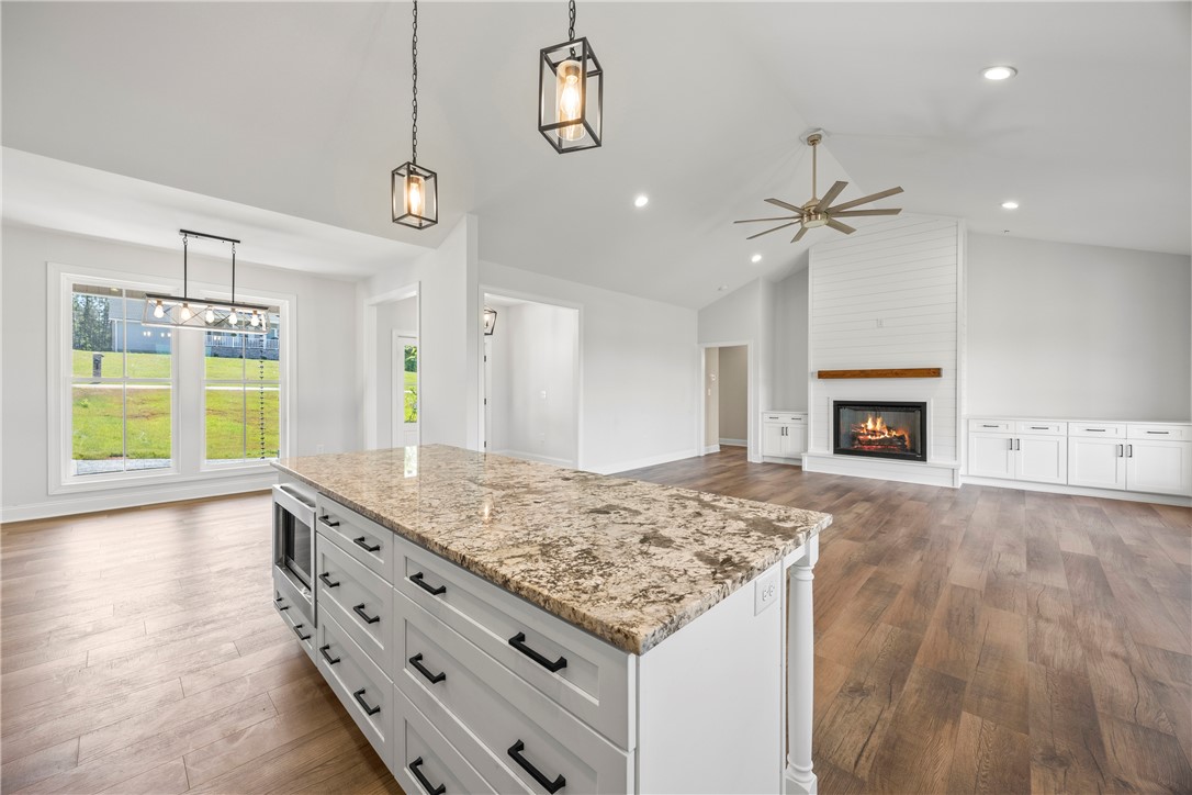 705 Comet View Court Westminster, SC 29693 - Photo 6 of 50