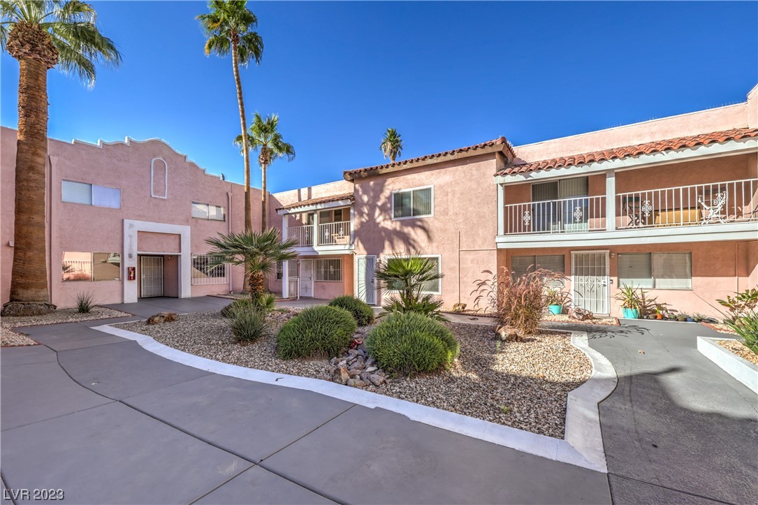 2270 East Desert Inn Road, Unit 49 Las Vegas, NV 89169 - Photo 5 of 21