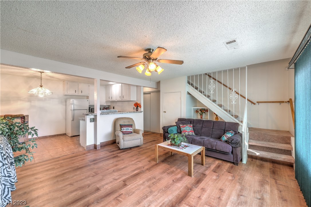 2270 East Desert Inn Road, Unit 49 Las Vegas, NV 89169 - Photo 6 of 21