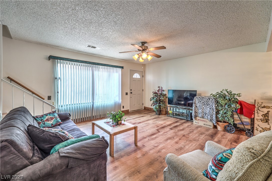 2270 East Desert Inn Road, Unit 49 Las Vegas, NV 89169 - Photo 8 of 21